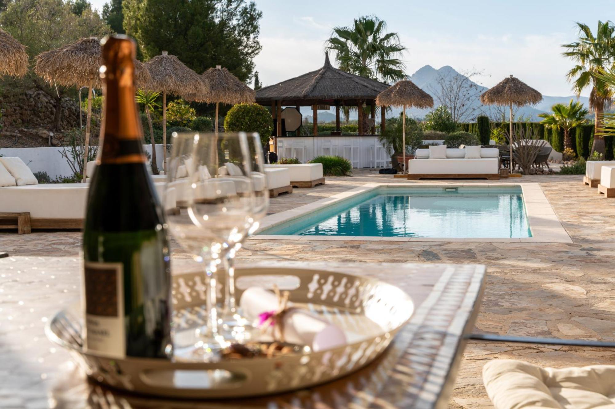 Cuatre Finques Guest House Jalon Exterior photo
